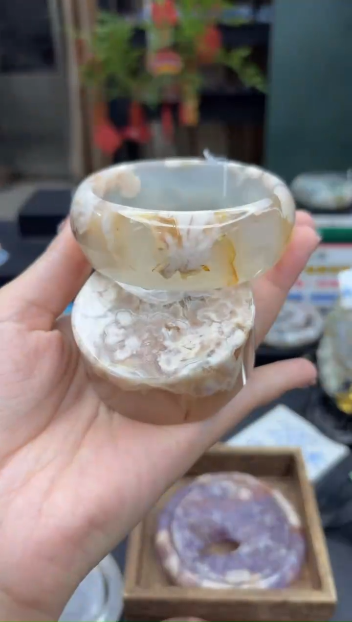 【闪购商品】石英质玉手镯未镶嵌622（62圈赠送镯心）