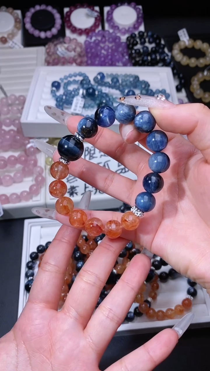 【闪购商品】水晶手链合金219.26(藕饼)蓝晶加胶花手串 