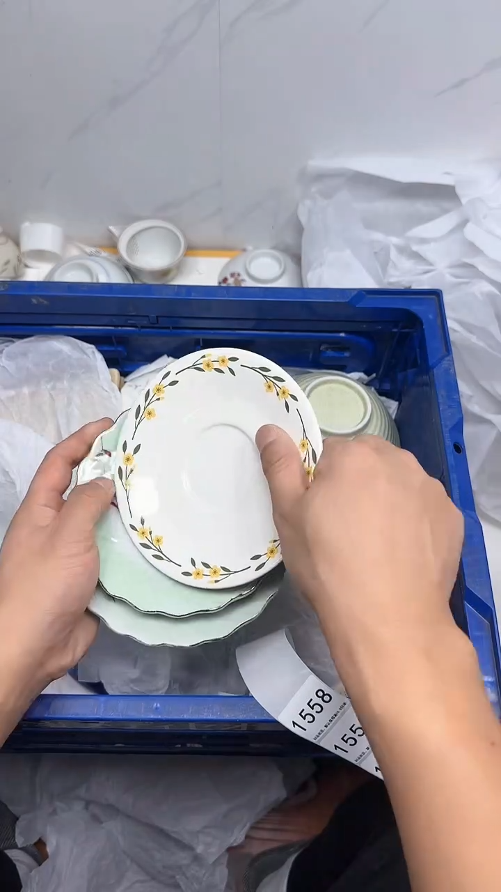 【闪购商品】1557回流瓷器默认微瑕，18.8包邮