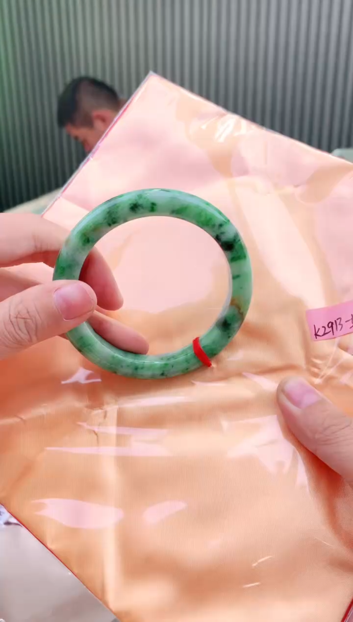 未镶嵌手镯翡翠111