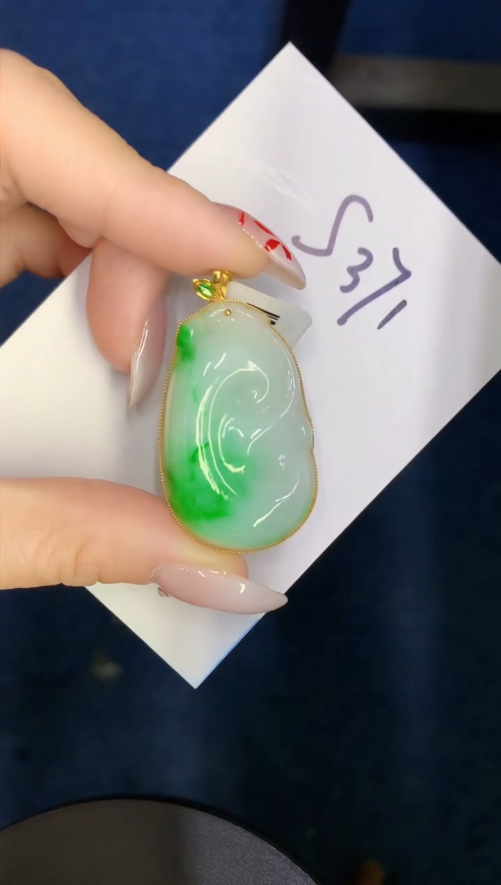 【闪购商品】翡翠颈饰18K金镶嵌00000000000