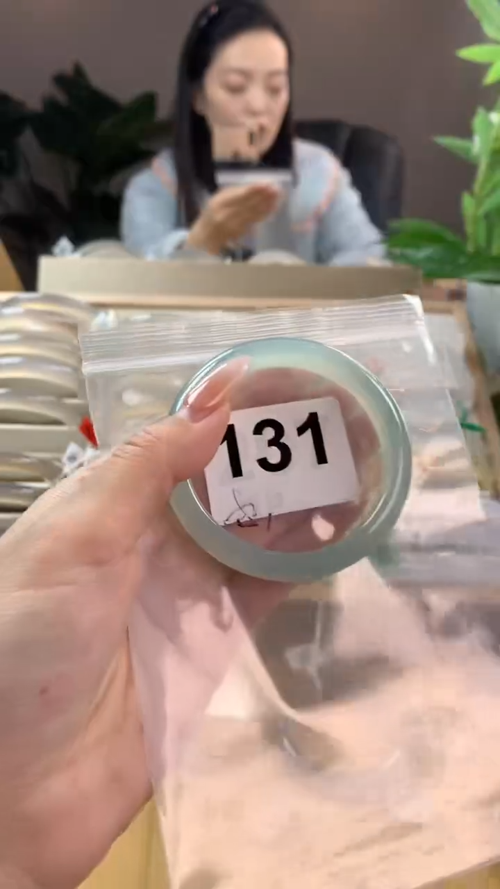 【闪购商品】玛瑙/玉髓手镯未镶嵌131