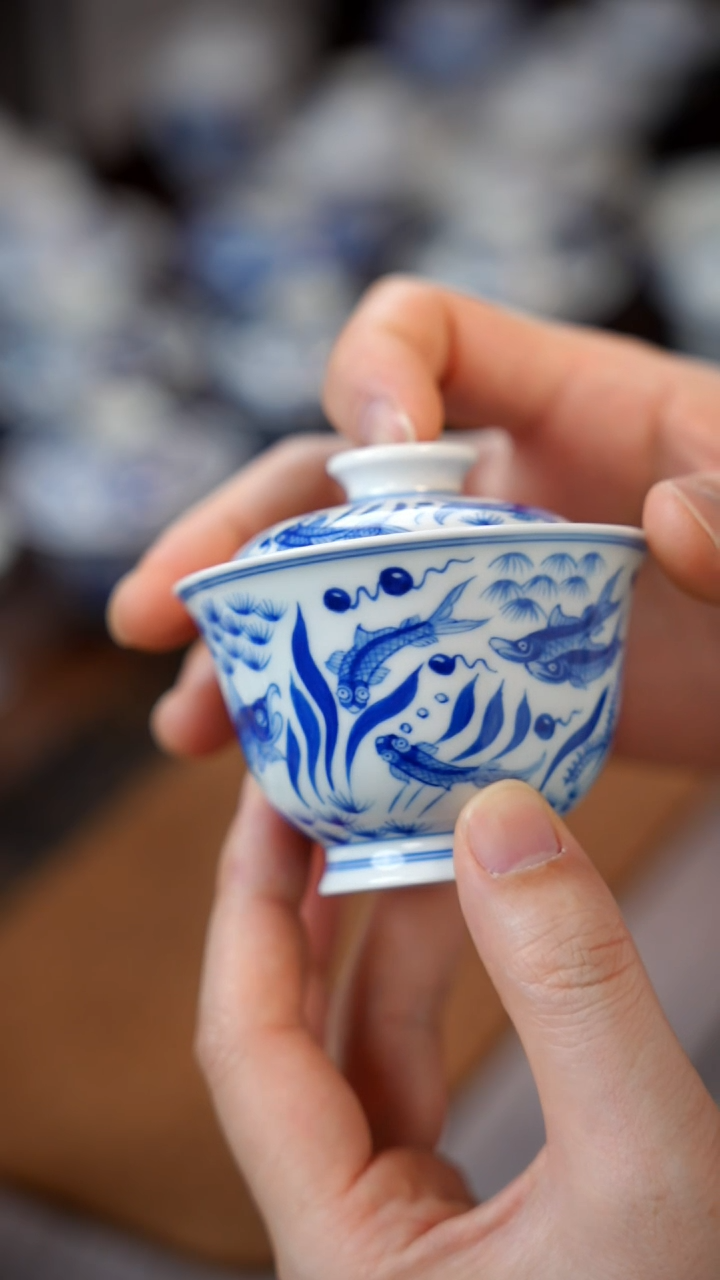 【闪购商品】群鱼盖碗111111111111