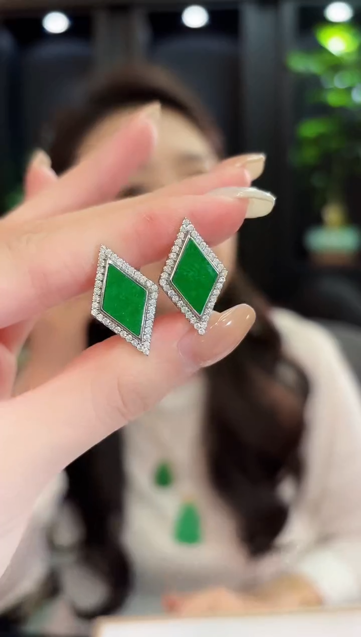 未镶嵌翡翠耳饰缅料A货/多样性发货/一件