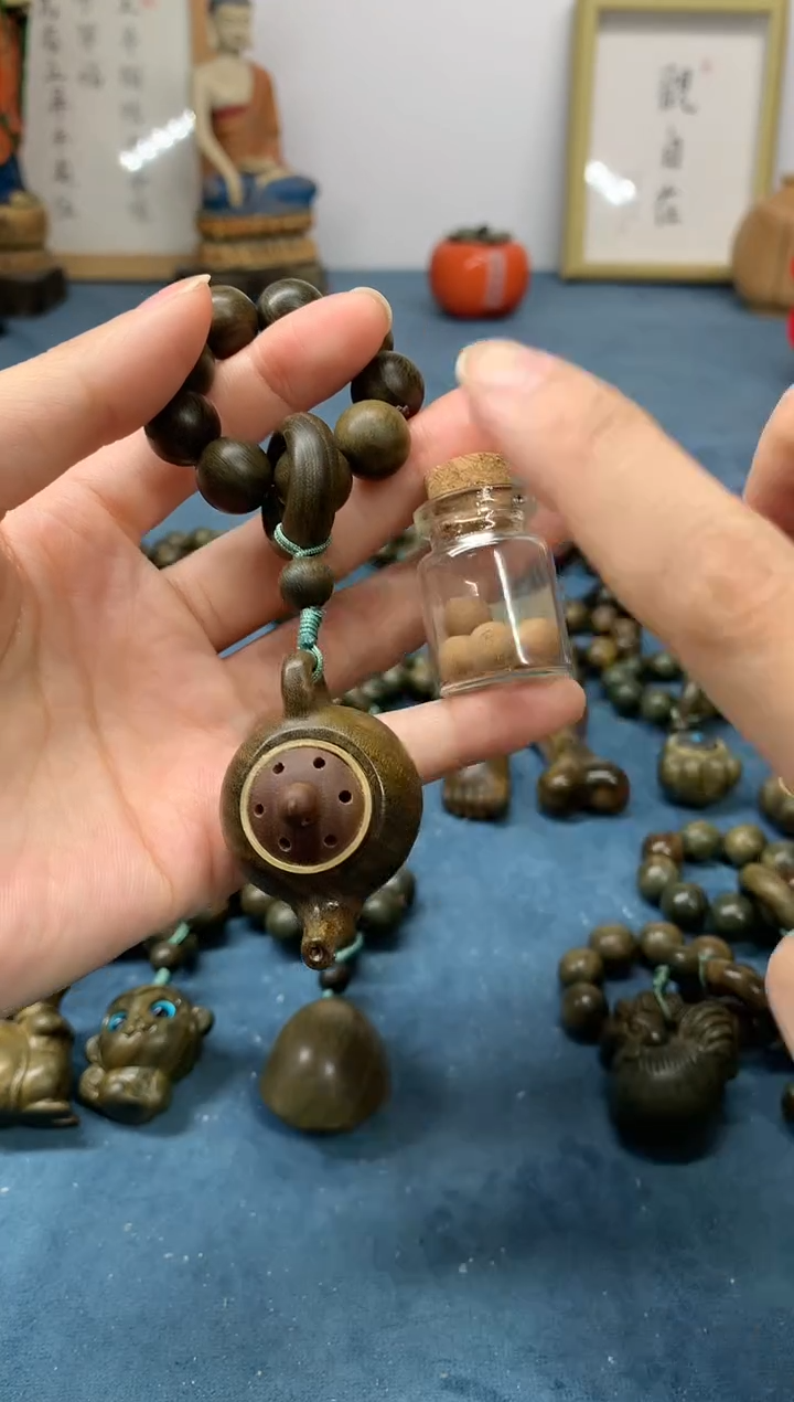 【闪购商品】维腊木（绿檀）把件把把壶香囊 送1瓶香丸