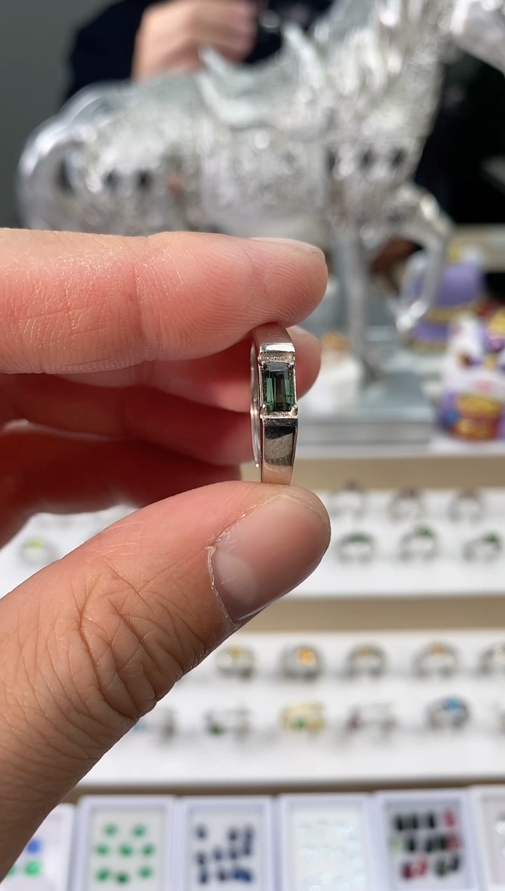 【闪购商品】碧玺戒指银S925镶嵌活口戒圈拍下备注身高体重