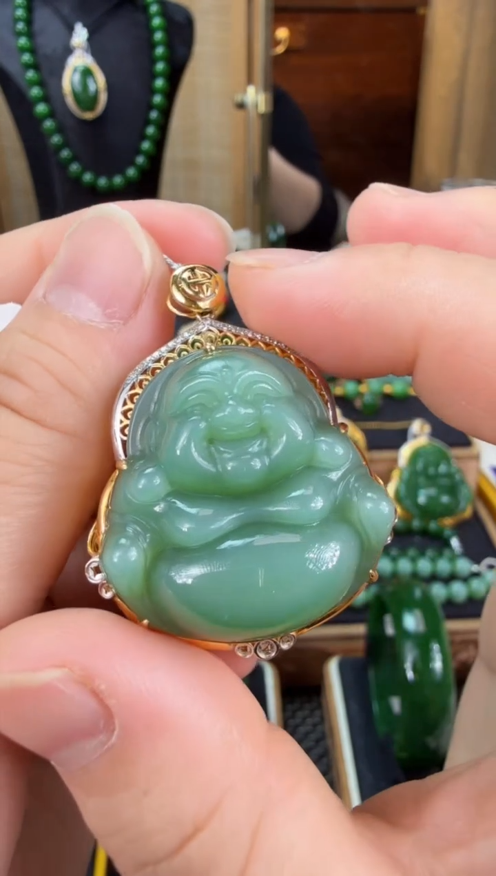 【闪购商品】和田玉（碧玉）吊坠(赠链)18K金镶嵌 