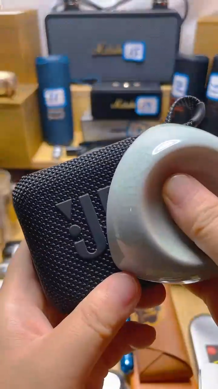 瓷片闪购商品 如图所示