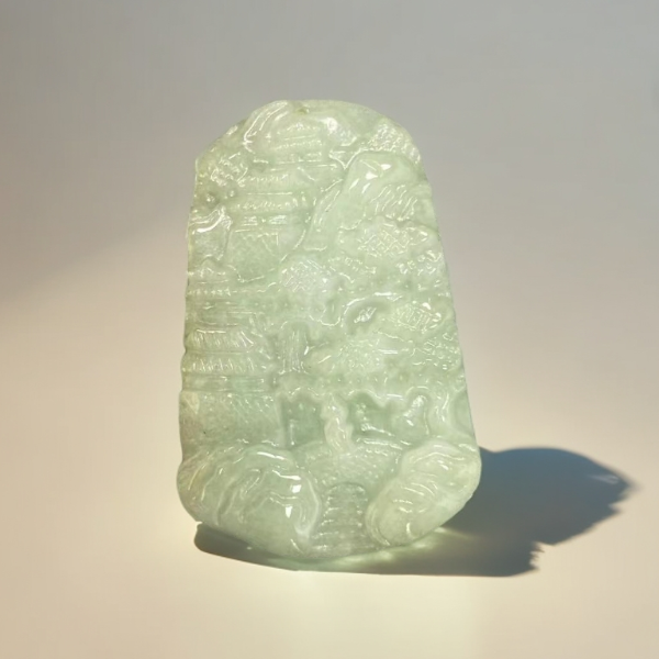 A天然A货正宗翡翠招财山水牌吊坠绿色雕刻精美精雕飘绿