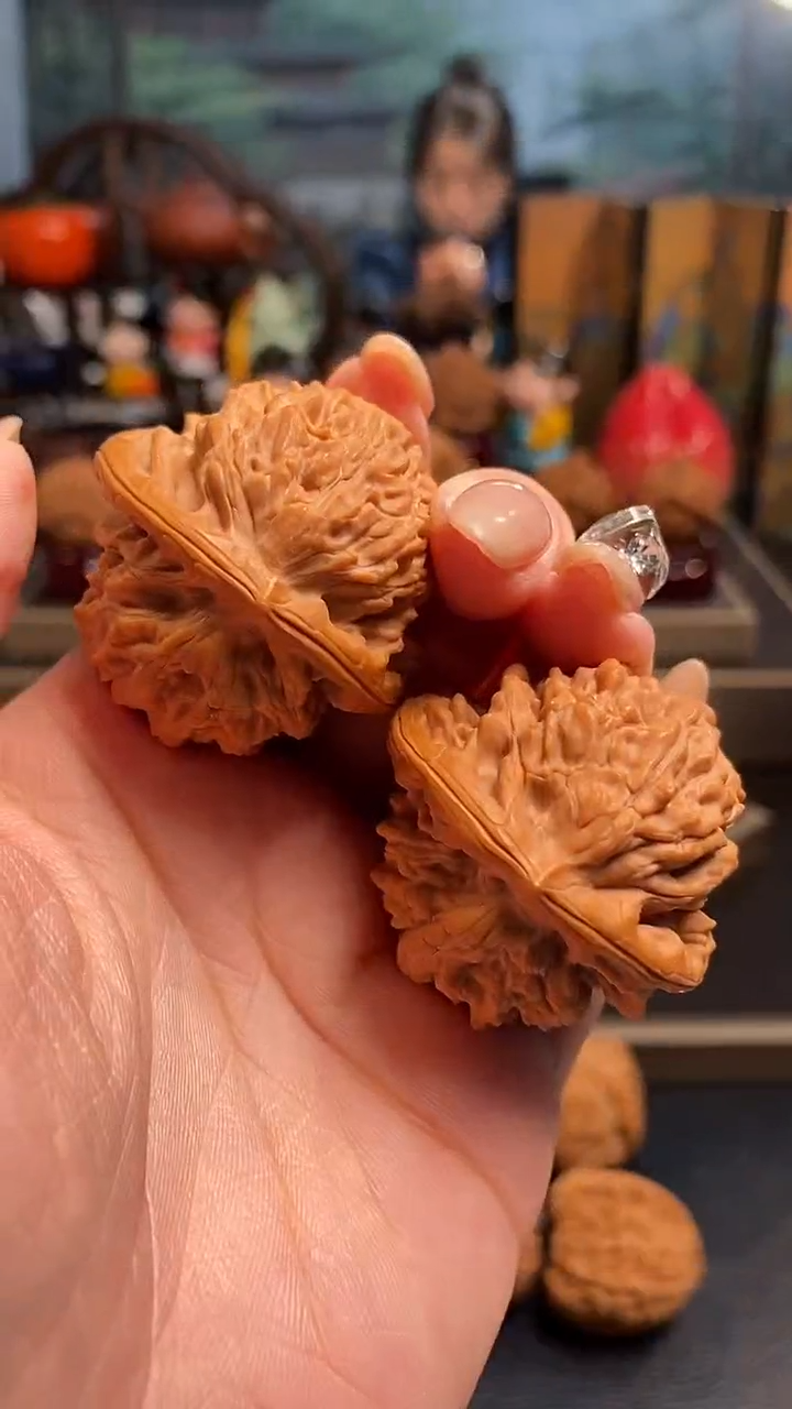 【闪购商品】文玩核桃把件H 842霞云岭40尺