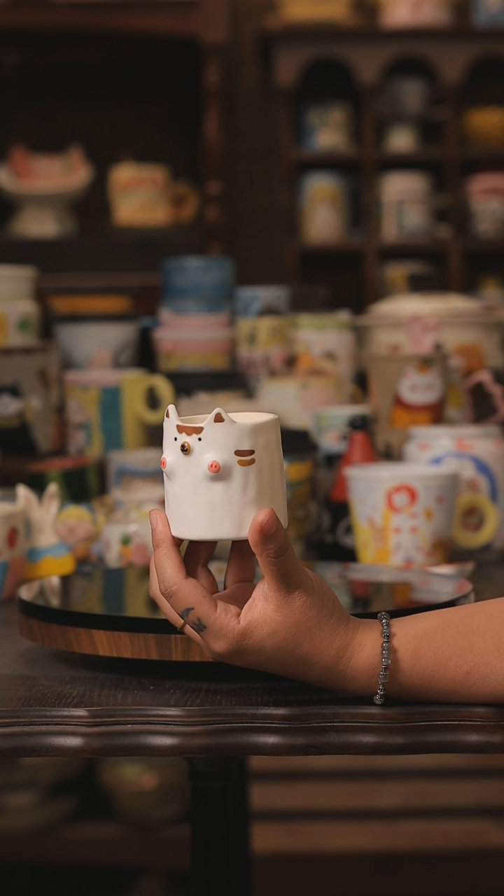 摆件景德镇釉下彩绘设计师款式陶瓷