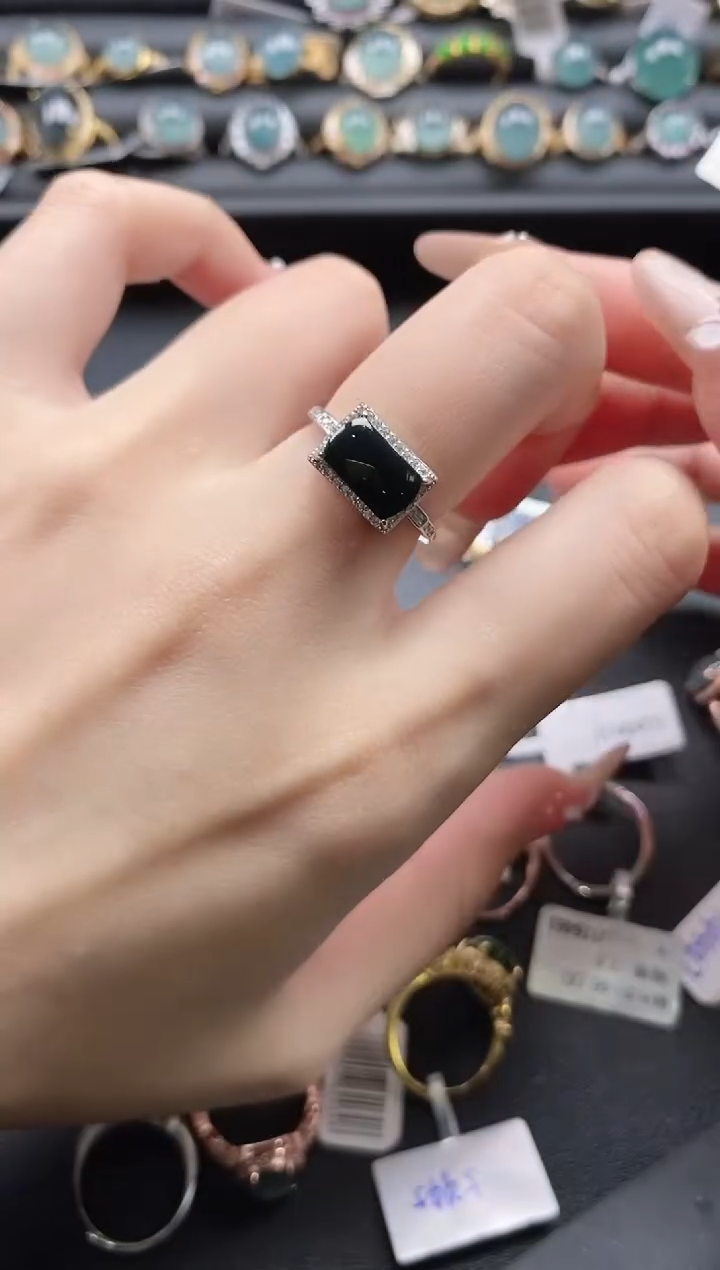 【闪购商品】翡翠戒指银S925镶嵌1111-