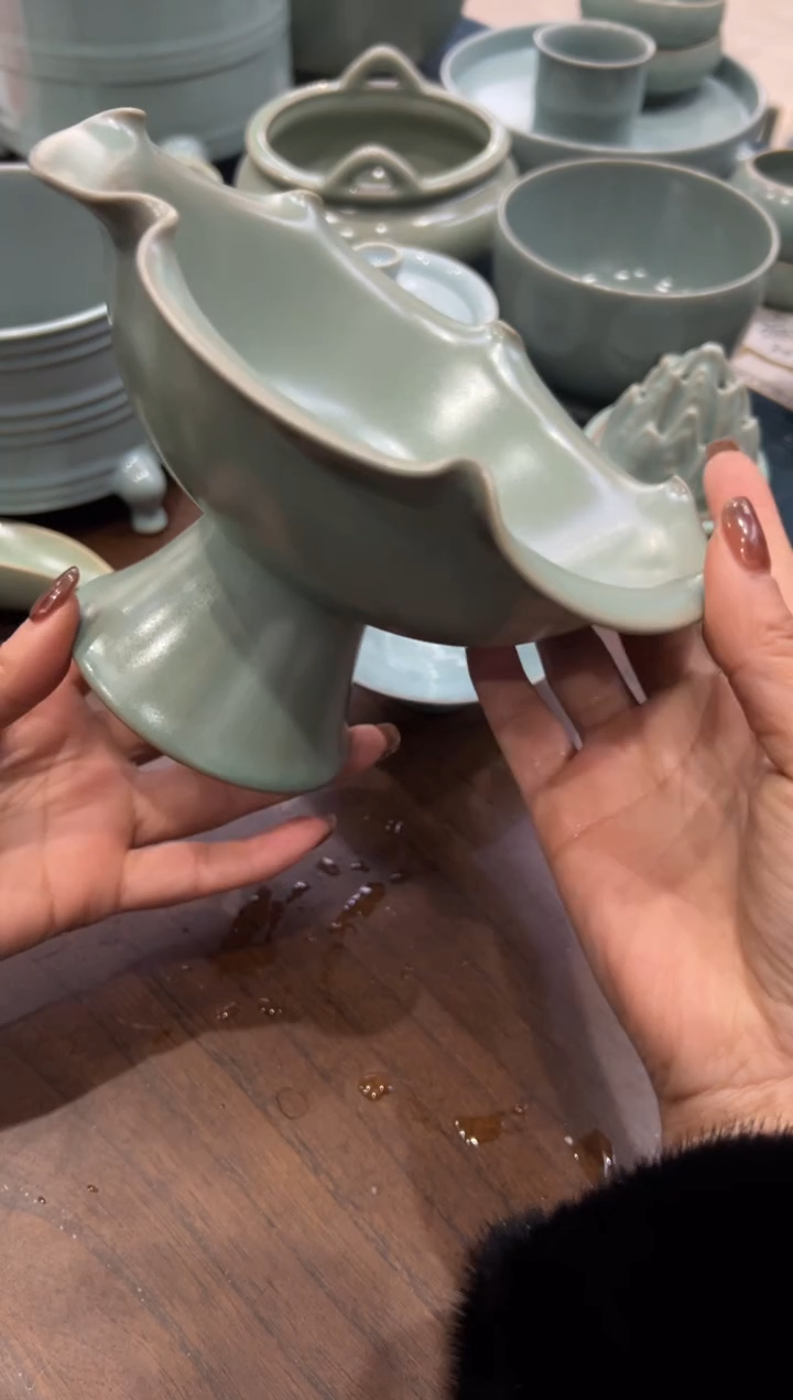 瓷片原产地原矿釉汝瓷