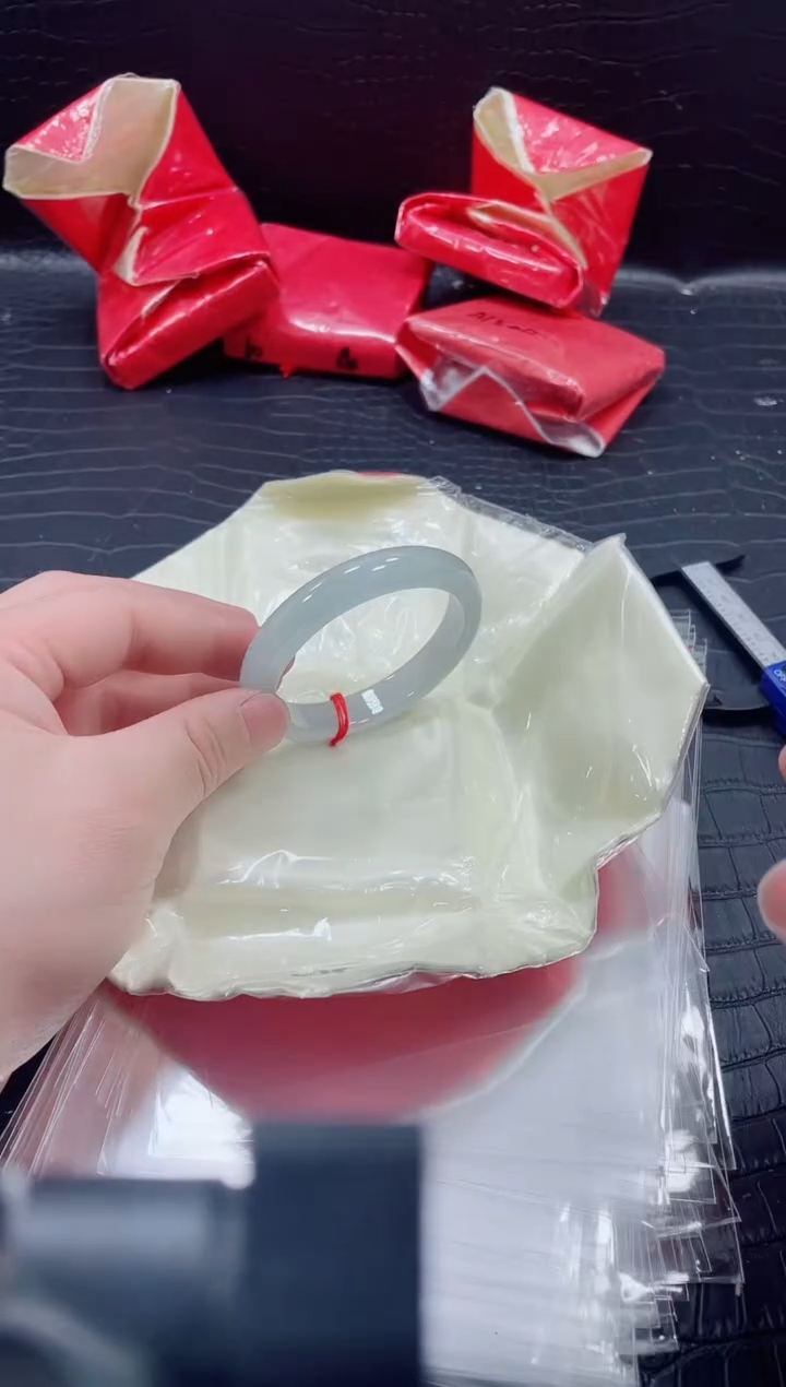 非金属无小哥 210号手镯 55.7圈口