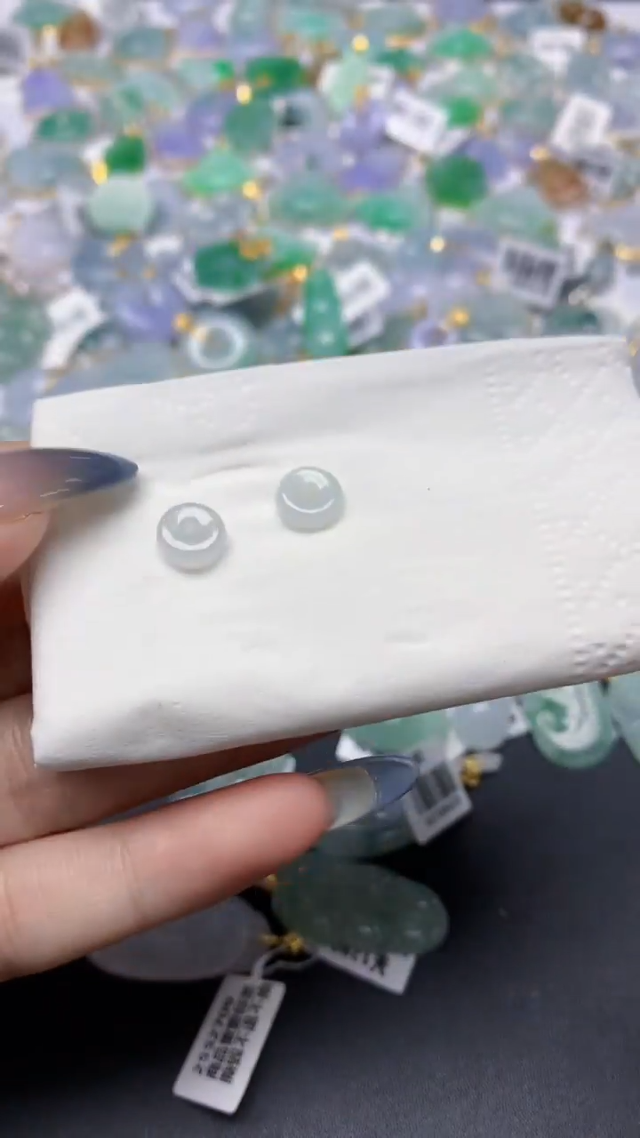 翡翠未镶嵌颈饰天然a货翡翠