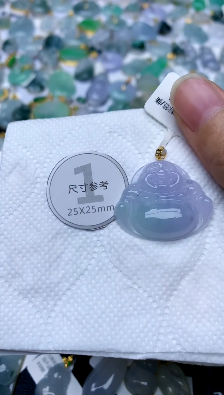 颈饰18K金镶嵌翡翠天然A货翡翠