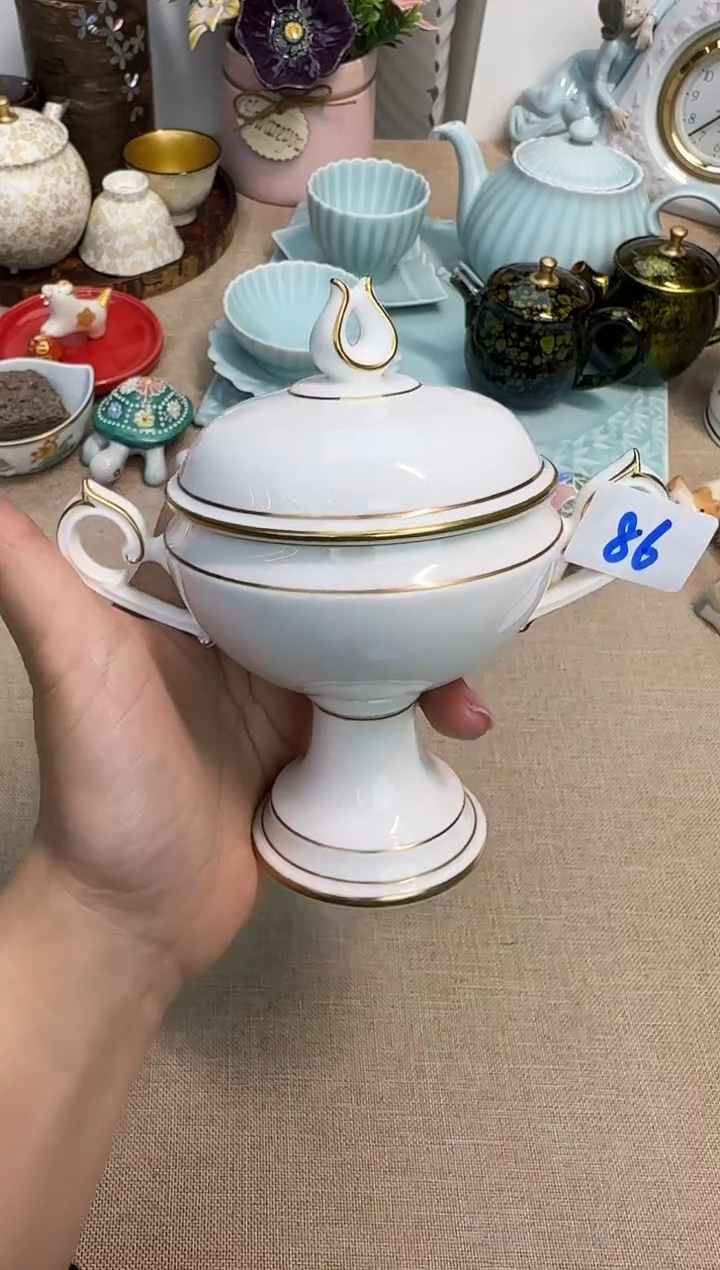 瓷片泡泡家的瓷器真好看