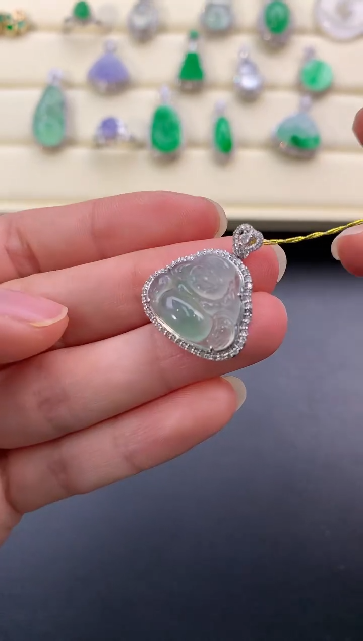 【闪购商品】翡翠颈饰18K金镶嵌W648