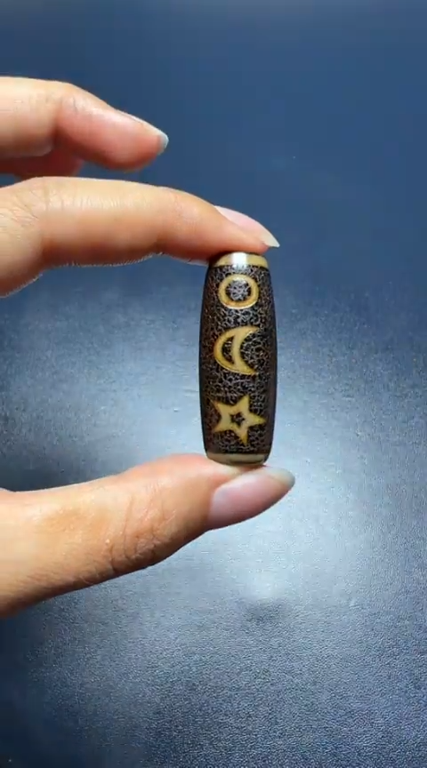 玛瑙/玉髓颈饰未镶嵌日月星观音项链