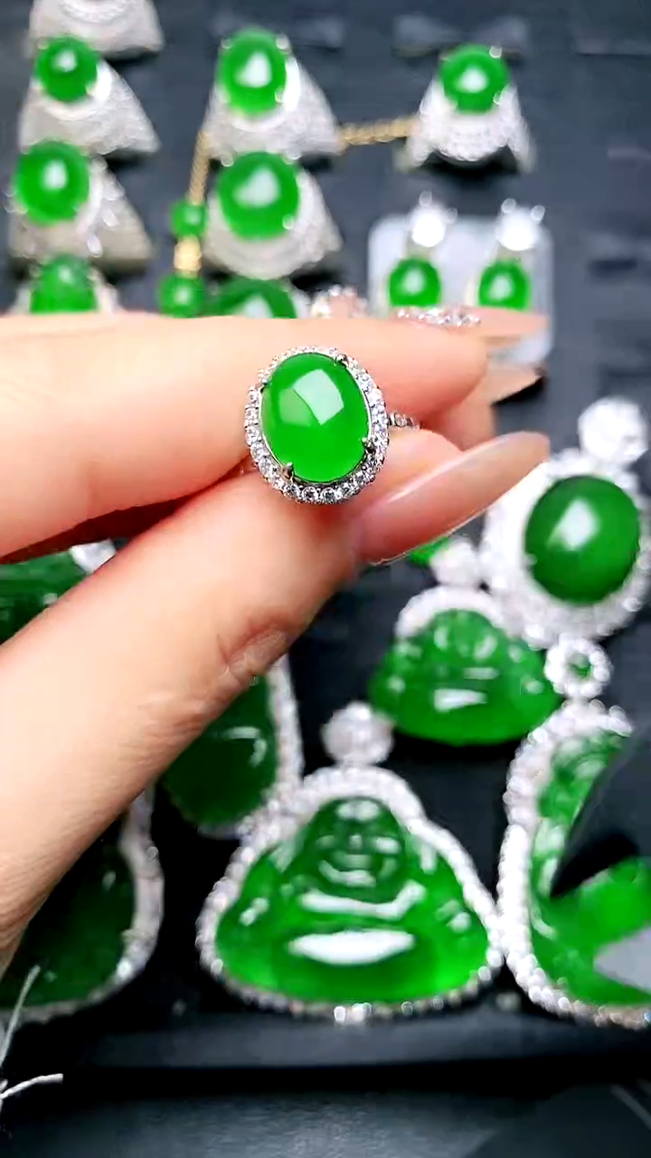 【闪购商品】翡翠戒指银S925镶嵌蛋面女戒