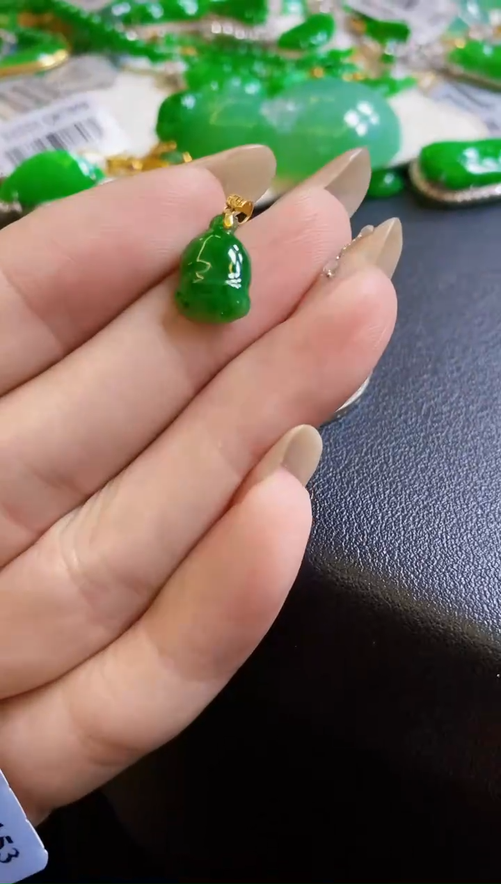 【闪购商品】定制翡翠18K金镶嵌莲蓬