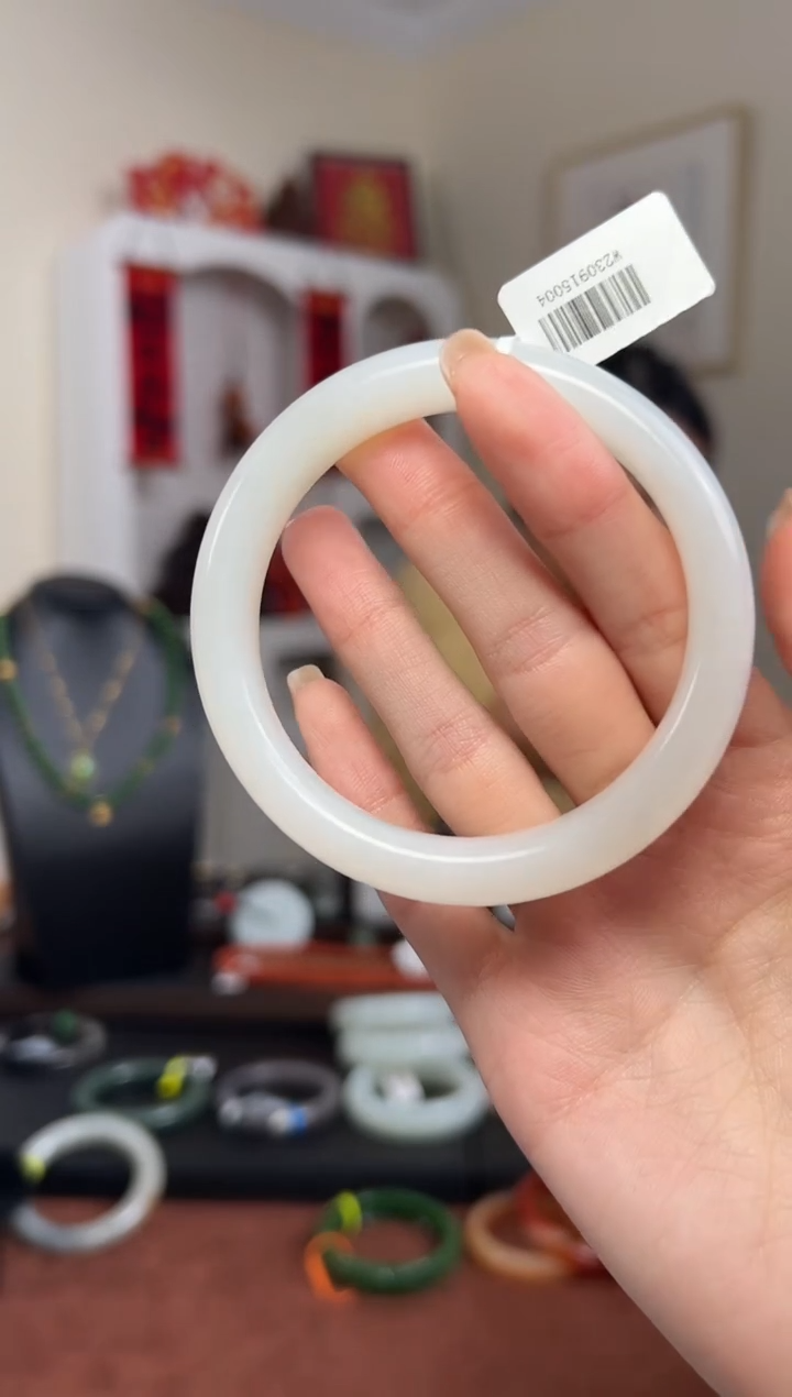 【闪购商品】和田玉手镯未镶嵌S18- 57mm