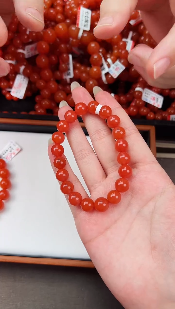【闪购商品】南红玛瑙亮光手串卡10+未镶嵌保山杨柳滴水洞高品