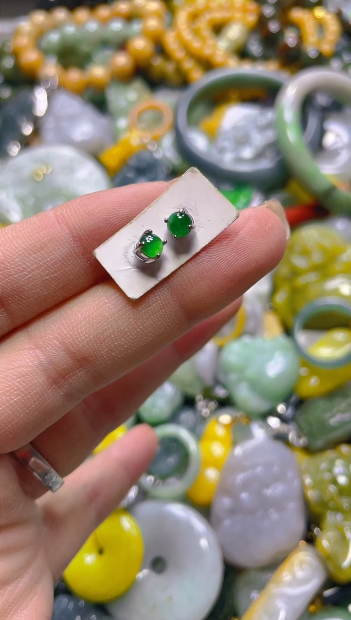 颈饰未镶嵌翡翠/P/翡翠A货，一件也是批发价