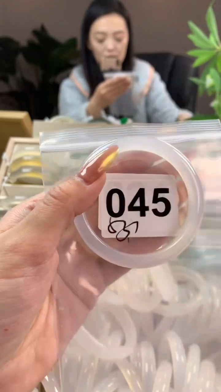 【闪购商品】玛瑙/玉髓手镯未镶嵌045
