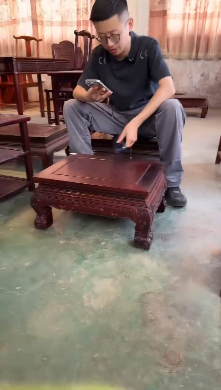 黑酸枝木类成套家具K1