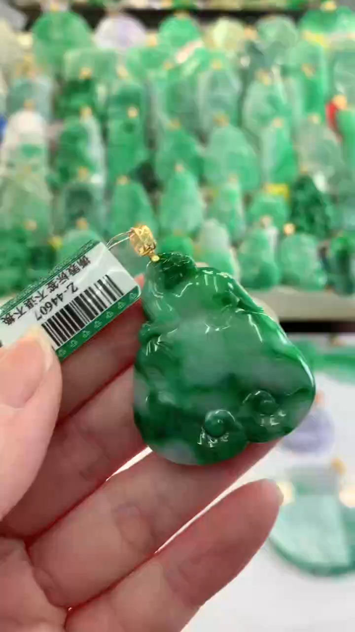 【闪购商品】翡翠吊坠(不含链)18K金镶嵌挂件