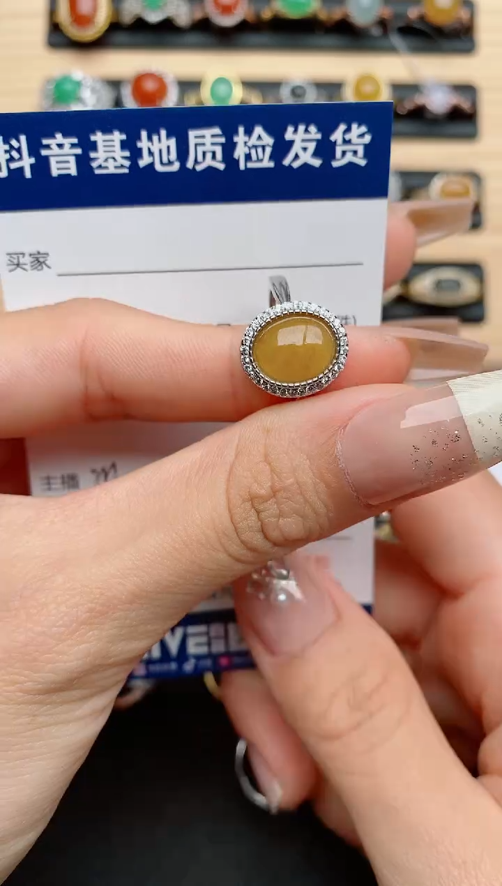 【闪购商品】翡翠戒指银S925镶嵌.....