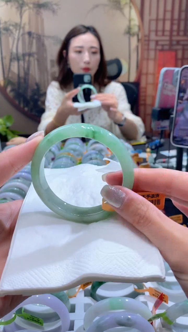 未镶嵌手镯翡翠000072914