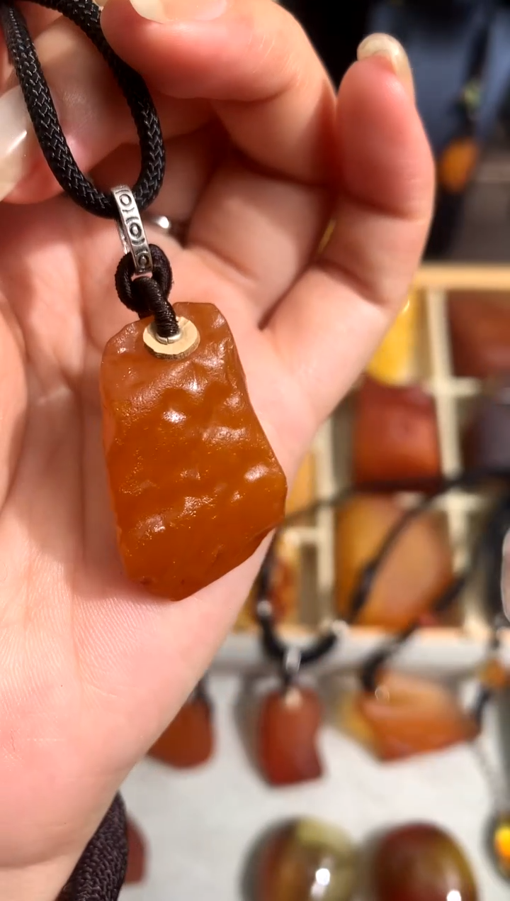 【闪购商品】蜜蜡裸石未镶嵌似玉