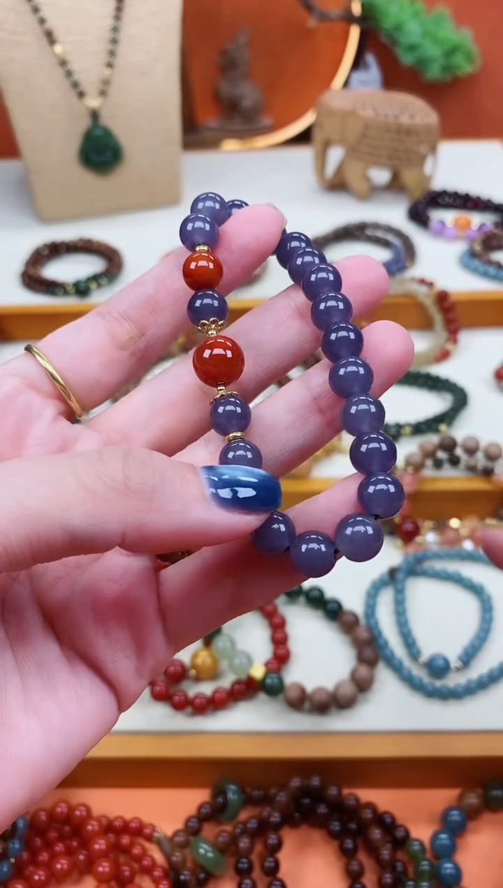 手链未镶嵌和田玉单圈烟紫和田南红手串