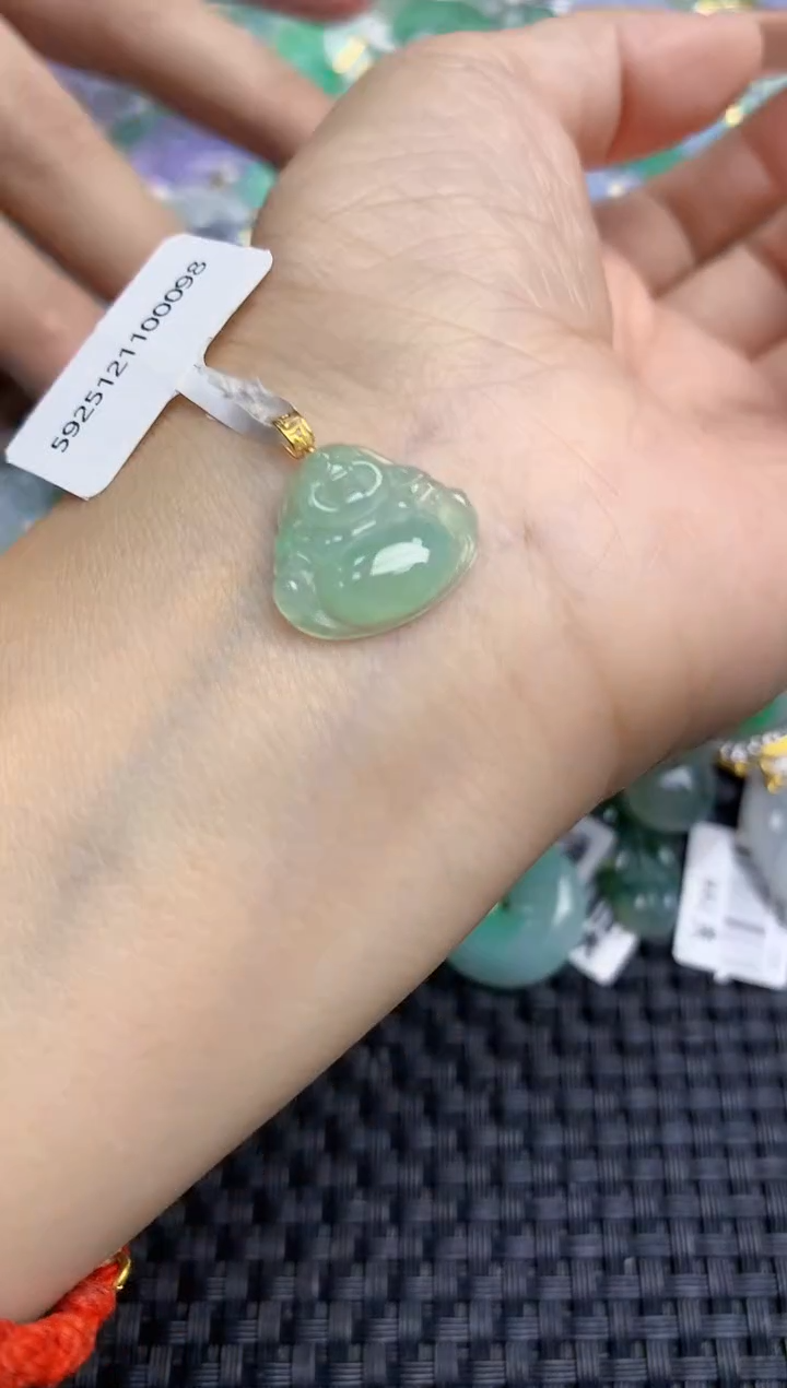 颈饰未镶嵌翡翠天然缅甸A货翡翠百元以上9元证书费自理