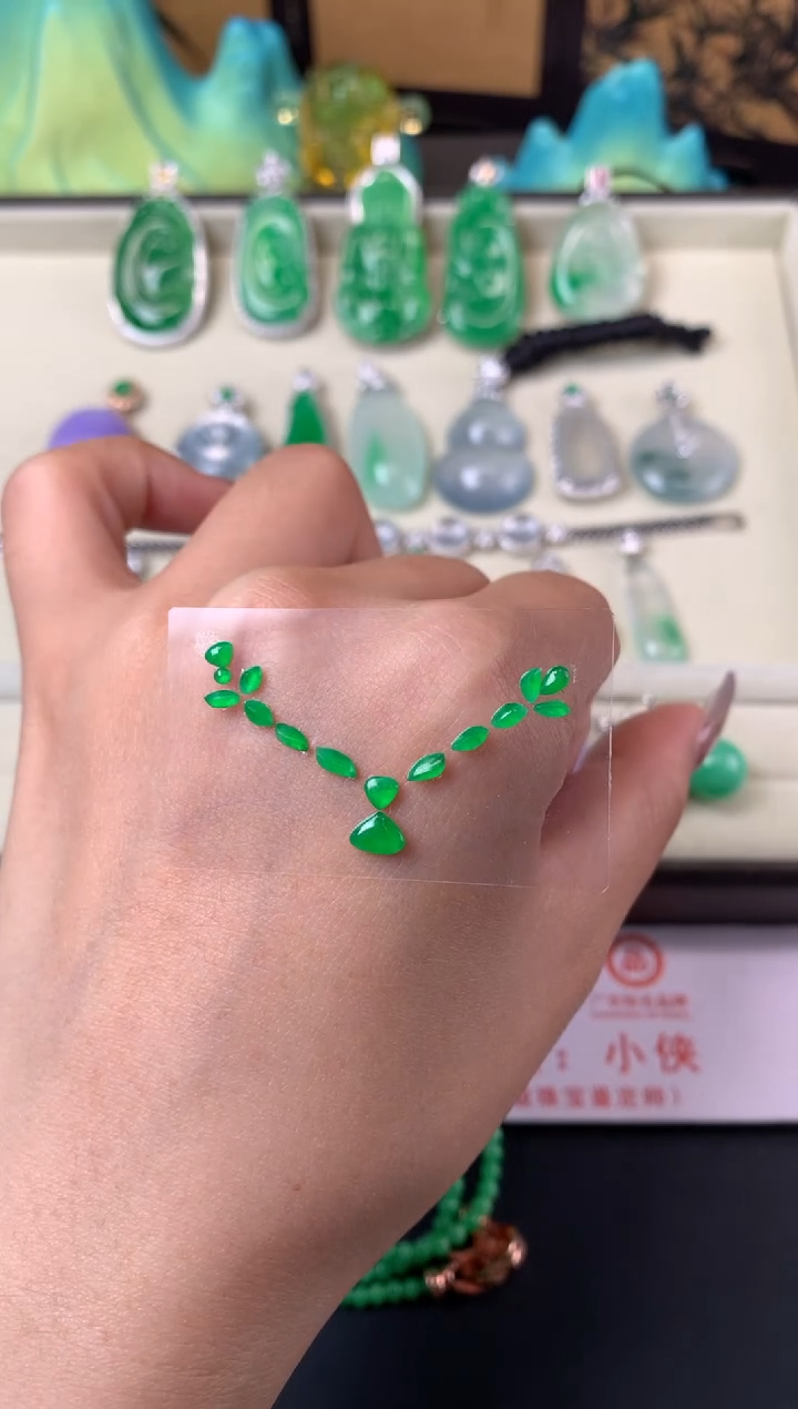 未镶嵌定制翡翠裸石（镶嵌定制）