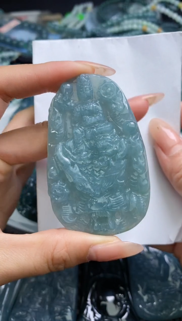 【闪购商品】翡翠颈饰未镶嵌           1