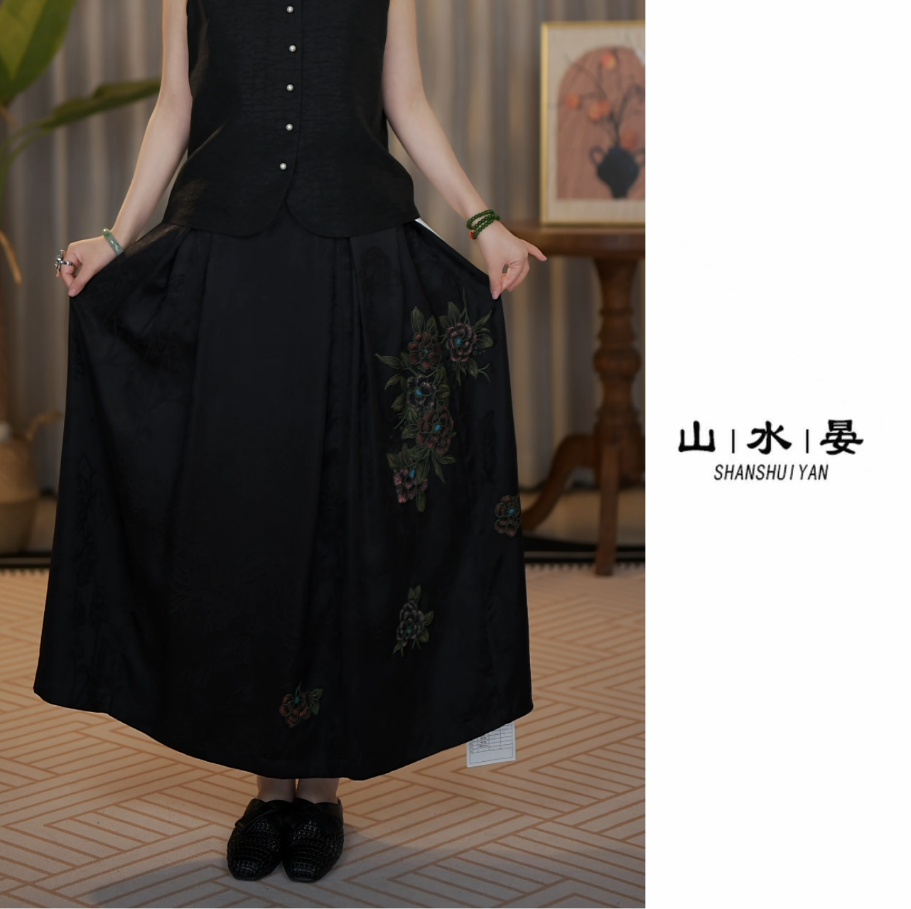 重磅桑蚕丝香云纱半身裙文艺刺绣绣花系带风中长裙女装UNX741漆艺