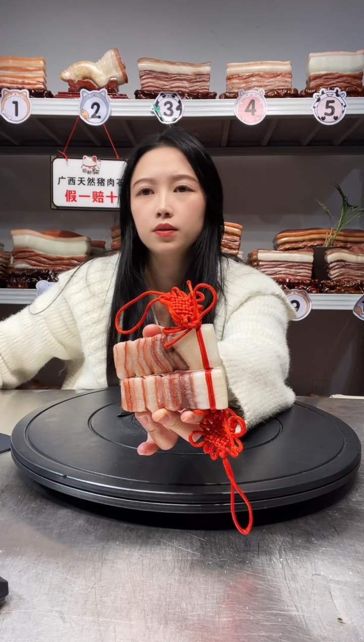 【闪购商品】天然石材柳州猪肉石