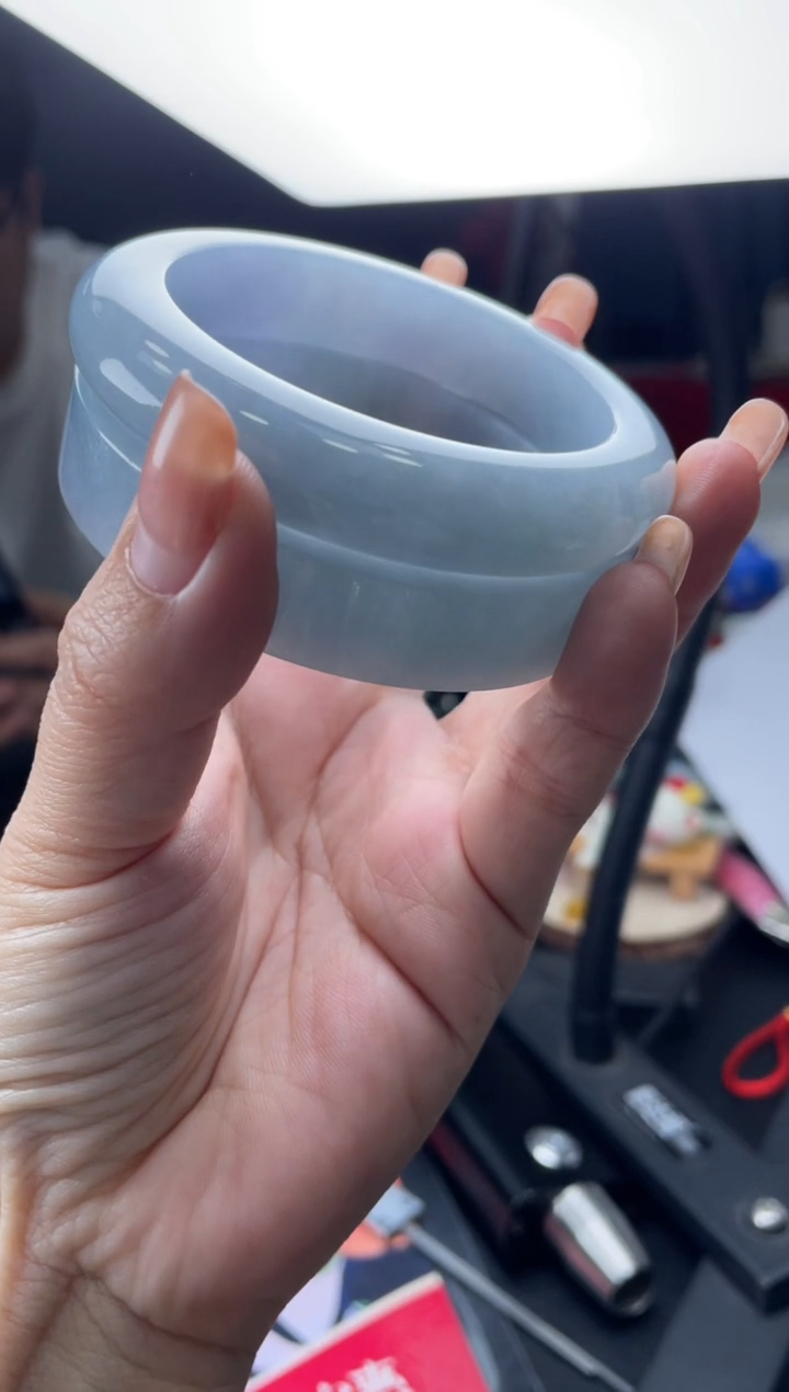 【闪购商品】定制翡翠手镯未镶嵌手镯DDH/发一件