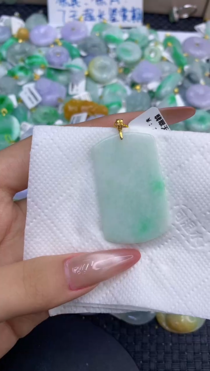 颈饰未镶嵌翡翠天然缅甸A货翡翠