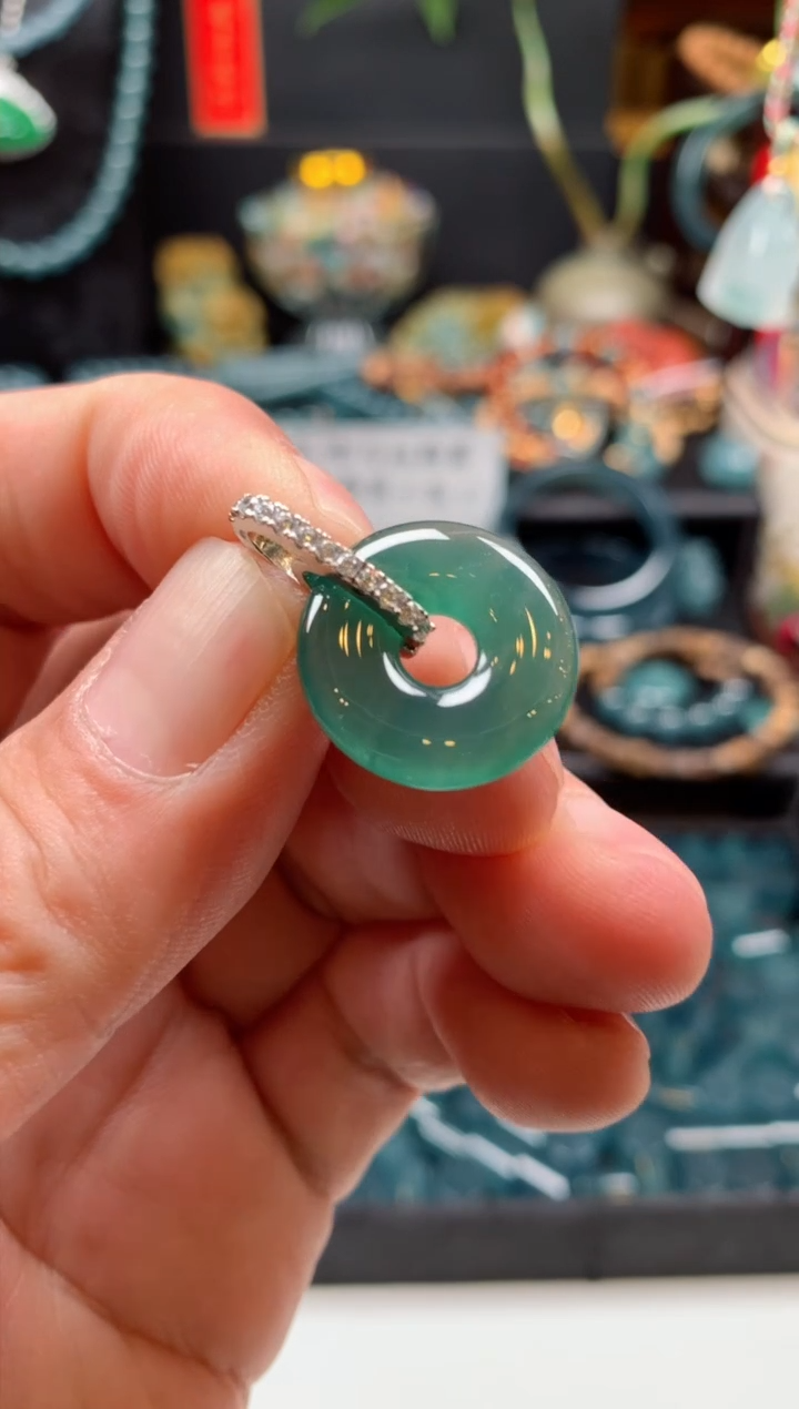 【闪购商品】翡翠颈饰未镶嵌0145792375