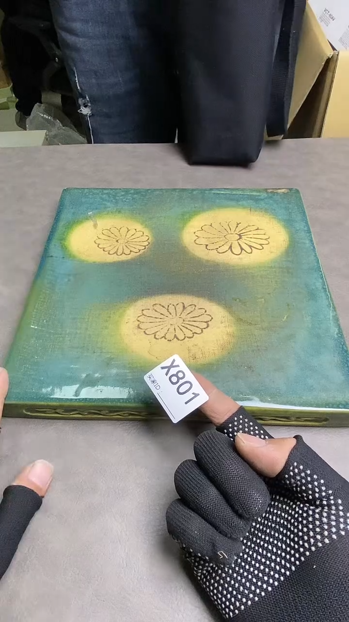 瓷片后**孩X801默认微瑕，谨慎参拍