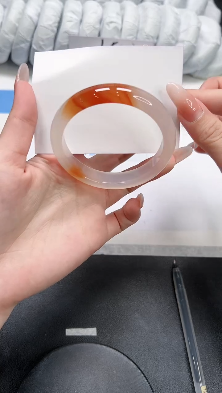 石英质玉未镶嵌手镯269-56.6锦鲤