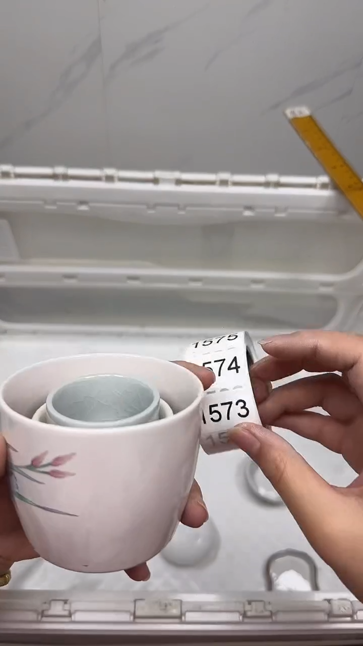 【闪购商品】1573回流瓷器默认微瑕，18.8包邮