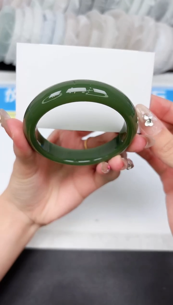 石英质玉手镯未镶嵌48-57.5