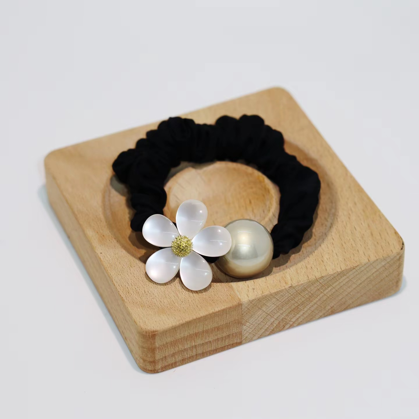 高级感水晶花朵头绳高弹力小肠发圈日韩气质扎头发橡皮筋马尾发圈