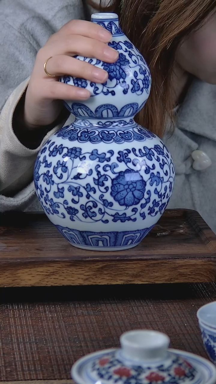 【闪购商品】折葵非器手工手绘青花缠枝葫芦瓶