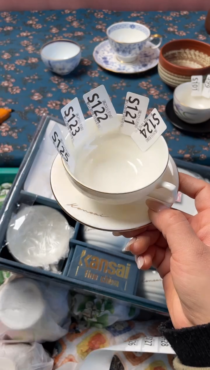 瓷片丢****儿瓷器瓷器S125